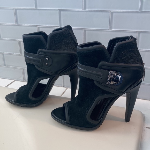 Amazing heels - Picture 3 of 9